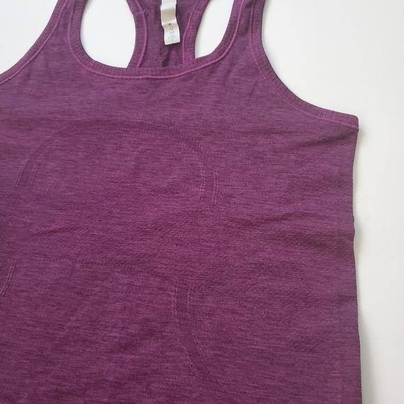 Lululemon Swiftly Tech Racerback Tank In Chilled Grape/Black, Size 6 - Picture 5 of 12